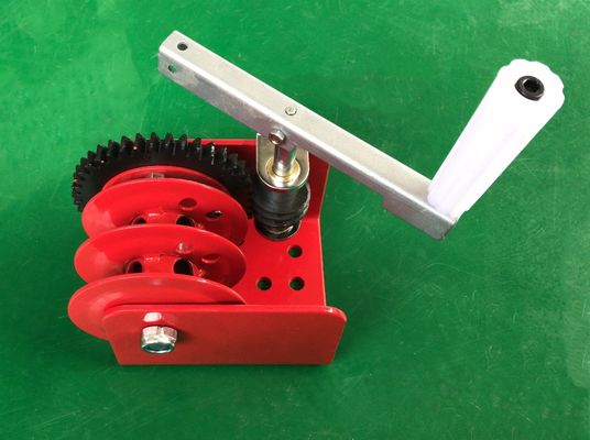 Poultry Chicken Feeding Line 1500LBS Winch Lifting Machine